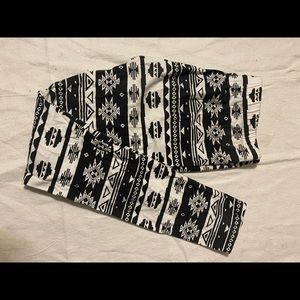 Black and white leggings